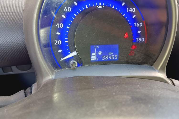 Used BYD F0 2011 Shangku Edition 1.0L XuanKu Model Odometer Close Up