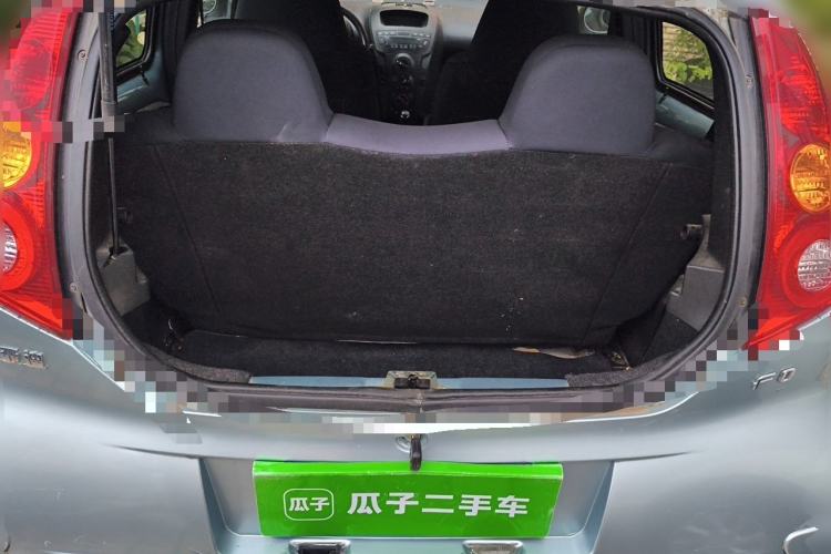 Used BYD F0 2011 Shangku Edition 1.0L XuanKu Model Trunk