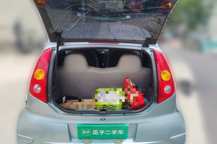 Used BYD F0 2011 Shangku Edition 1.0L XuanKu Model Trunk
