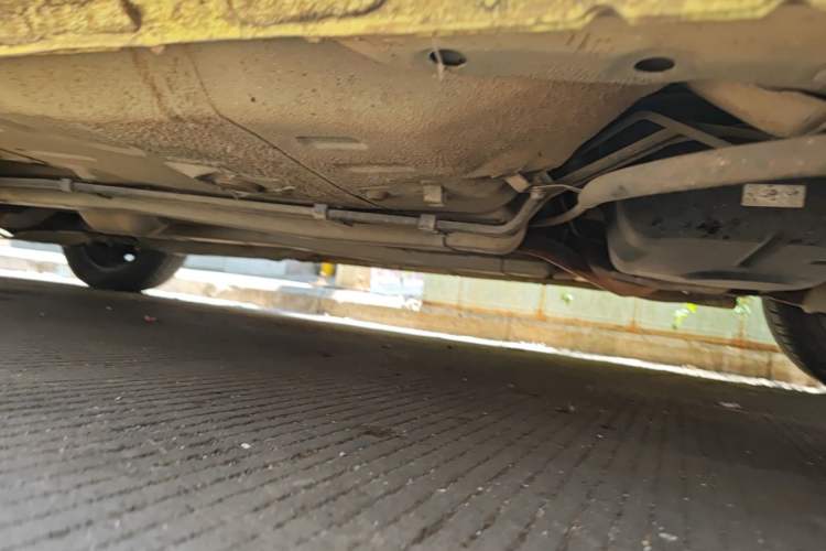Used BYD F0 2011 Shangku Edition 1.0L Yuexiu Model Chassis Rear Left