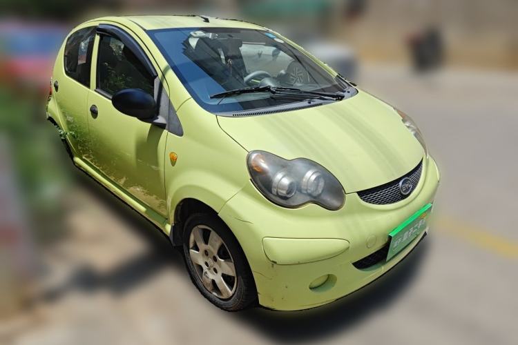 Used BYD F0 2011 Shangku Edition 1.0L Yuexiu Model Front Right 45 Deg