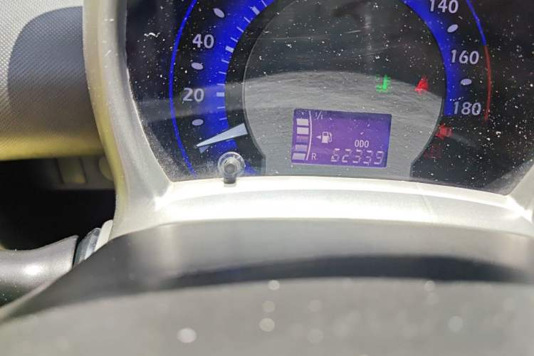 Used BYD F0 2011 Shangku Edition 1.0L Yuexiu Model Odometer Close Up