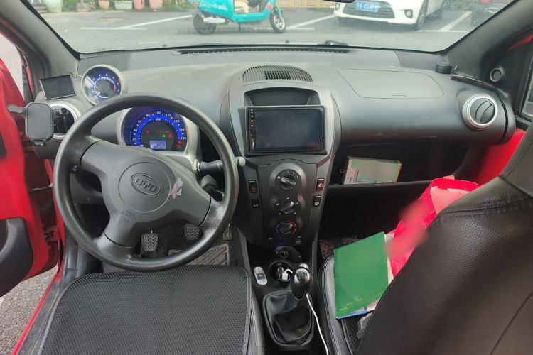 Used BYD F0 2011 Skoda Octavia 1.0L Octavia Model Center Console