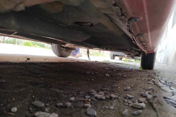 Used BYD F0 2011 Shangku Edition 1.0L XuanKu Model Chassis Front Left