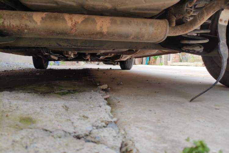 Used BYD F0 2011 Shangku Edition 1.0L XuanKu Model Chassis Rear