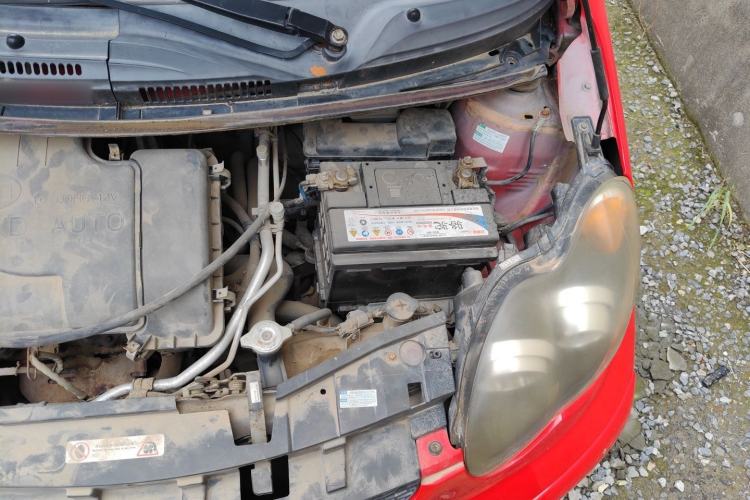 Used BYD F0 2011 Shangku Edition 1.0L XuanKu Model Engine Bay Left