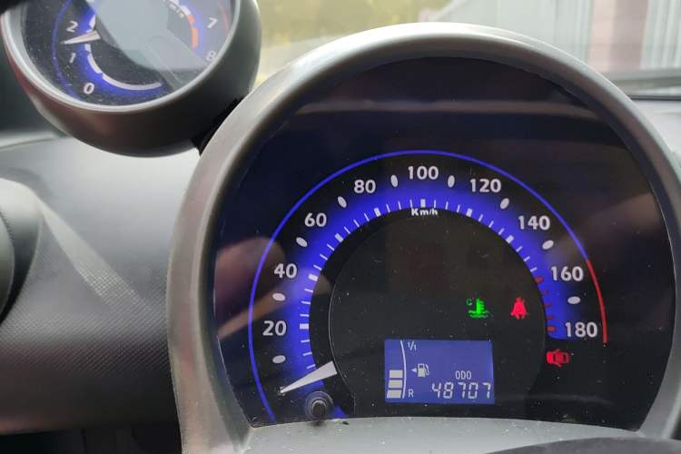 Used BYD F0 2011 Shangku Edition 1.0L XuanKu Model Instrument Cluster