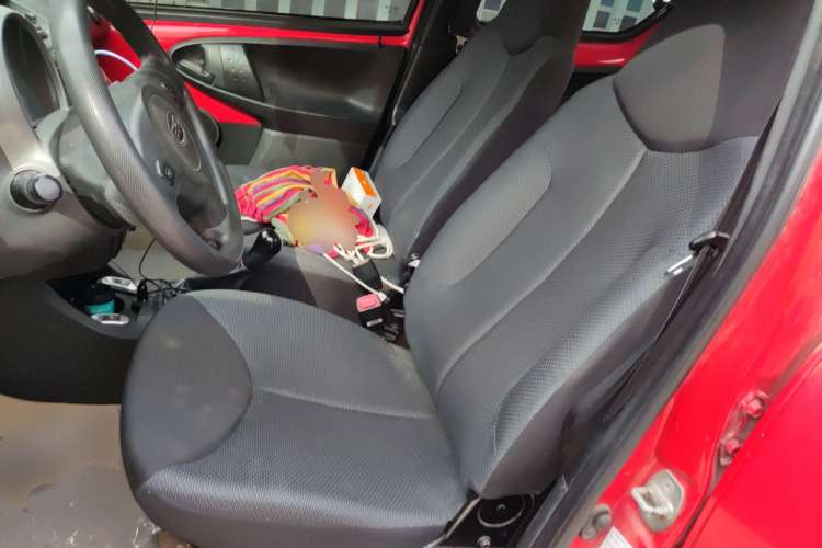 Used BYD F0 2011 Shangku Edition 1.0L XuanKu Model Left Front Seat