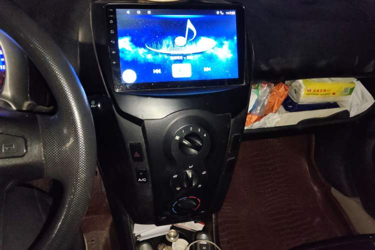 Used BYD F0 2011 Shangku Edition 1.0L XuanKu Model Audio And AC Panel