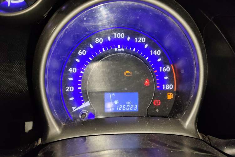 Used BYD F0 2011 Shangku Edition 1.0L XuanKu Model Instrument Cluster