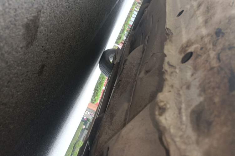 Used BYD F0 2011 Shangku Edition 1.0L XuanKu Model Chassis Front Right
