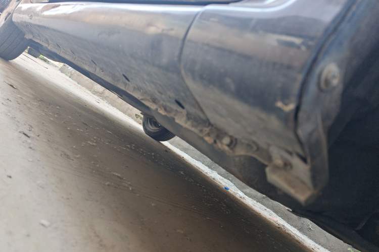 Used BYD F0 2012 1.0L XuanKu Trim Chassis Front Right