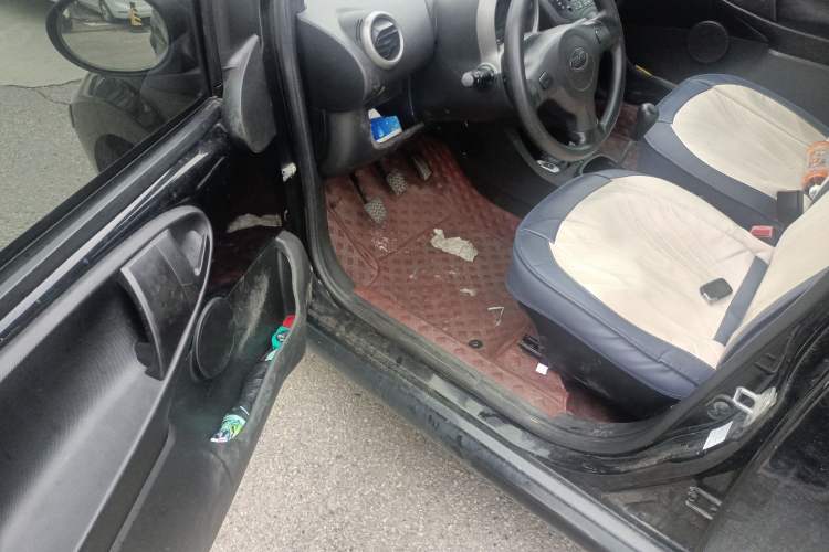 Used BYD F0 2012 1.0L XuanKu Trim Driver Seat