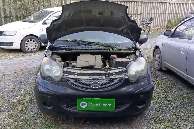 Used BYD F0 2012 1.0L Joyful Cool Model Engine Bay