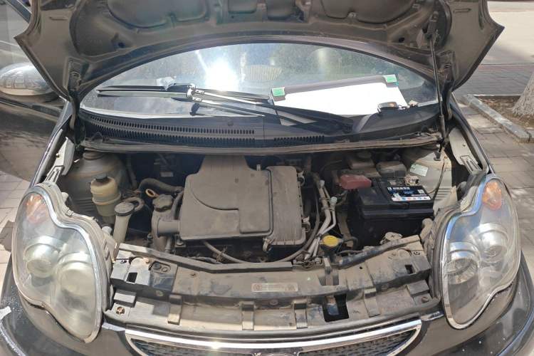 Used BYD F0 2012 1.0L Joyful Cool Model Engine Bay