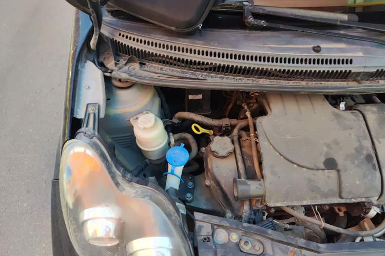 Used BYD F0 2012 1.0L XuanKu Trim Engine Bay Right