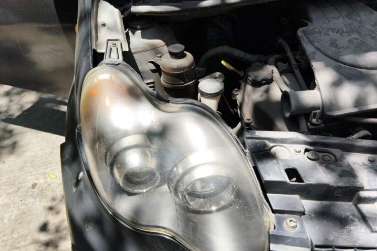 Used BYD F0 2012 1.0L XuanKu Trim Engine Bay Right