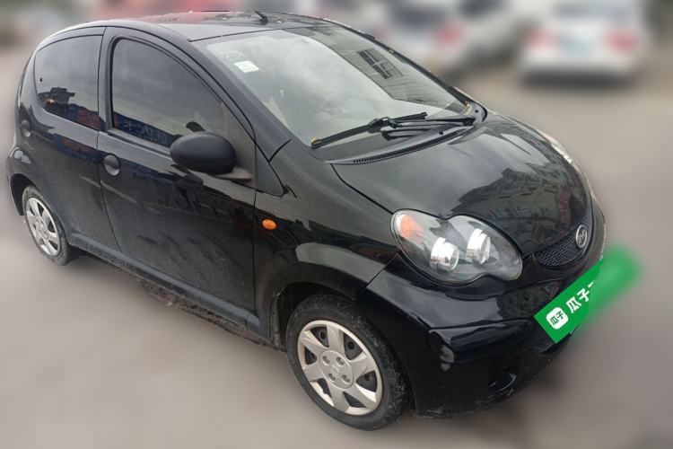 Used BYD F0 2012 1.0L XuanKu Trim Front Right 45 Deg