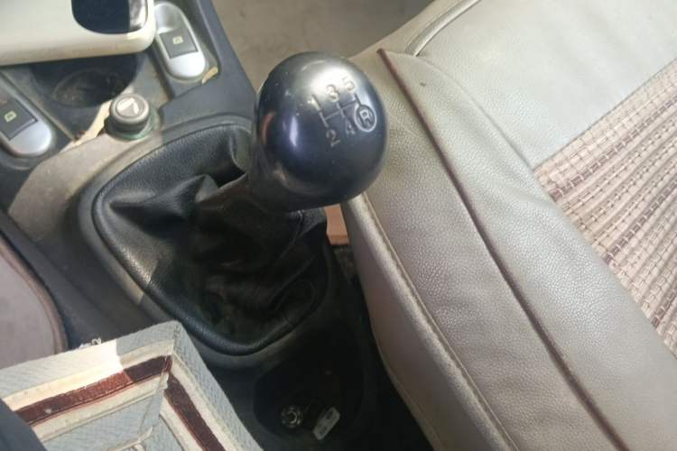 Used BYD F0 2012 1.0L XuanKu Trim Gear Lever