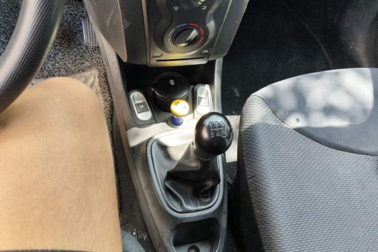 Used BYD F0 2012 1.0L XuanKu Trim Gear Lever