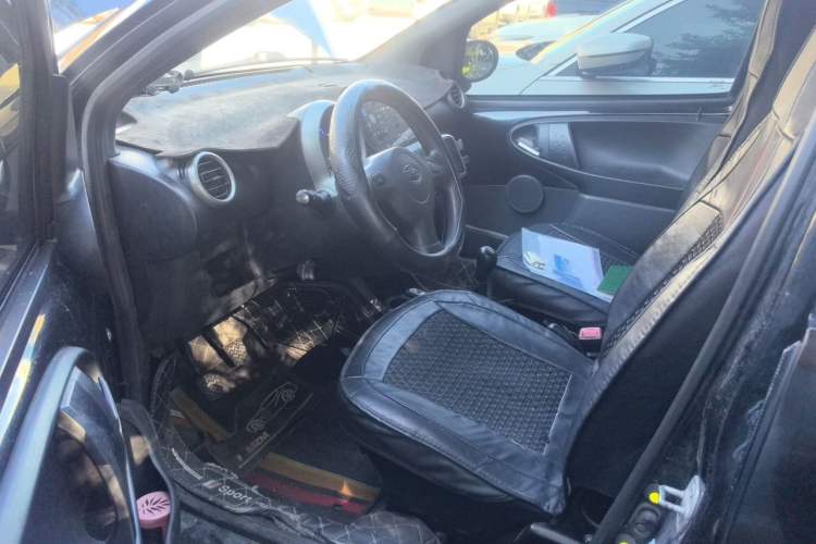 Used BYD F0 2012 1.0L XuanKu Trim Left Front Seat