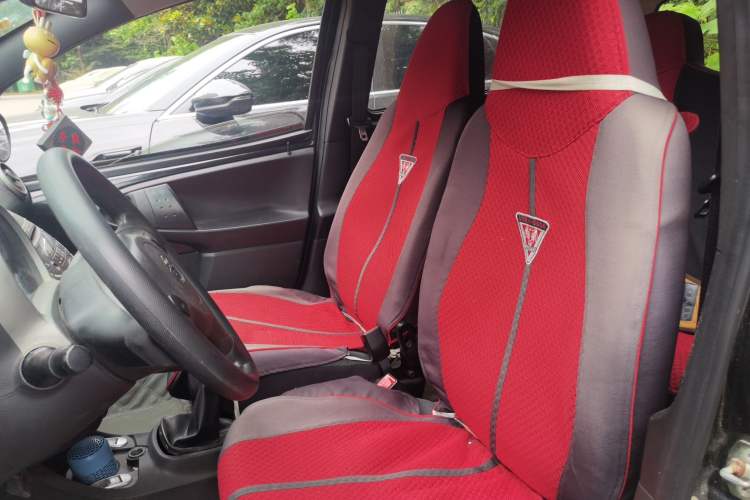 Used BYD F0 2012 1.0L XuanKu Trim Left Front Seat