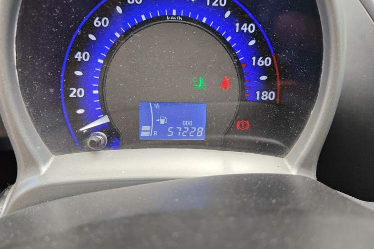 Used BYD F0 2012 1.0L Joyful Cool Model Odometer Close Up
