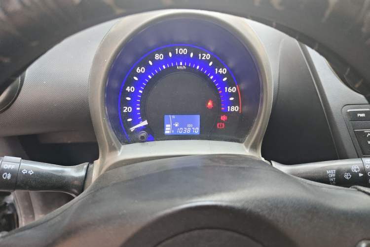 Used BYD F0 2012 1.0L XuanKu Trim Odometer Close Up