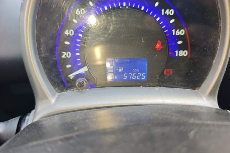 Used BYD F0 2012 1.0L XuanKu Trim Odometer Close Up