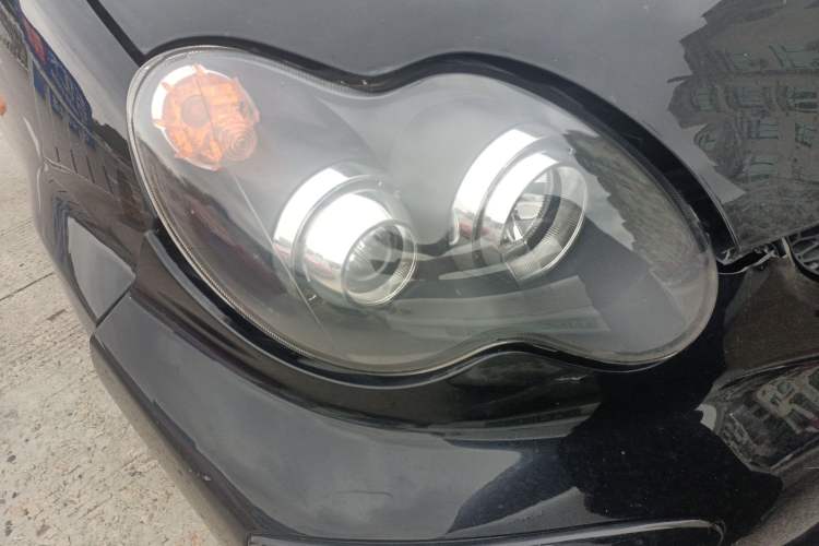Used BYD F0 2012 1.0L XuanKu Trim Right Front Headlight