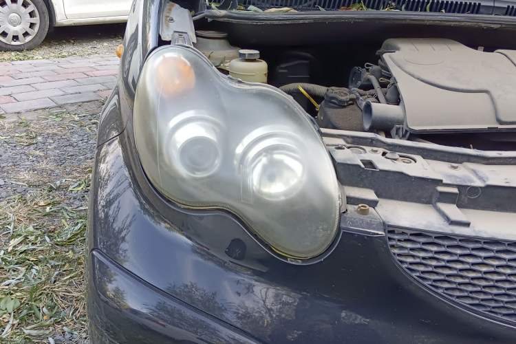 Used BYD F0 2012 1.0L Joyful Cool Model Right Front Headlight