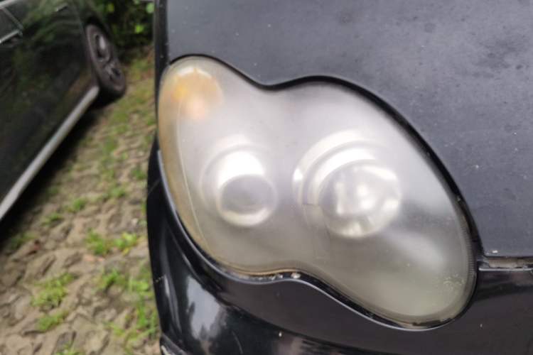 Used BYD F0 2012 1.0L XuanKu Trim Right Front Headlight