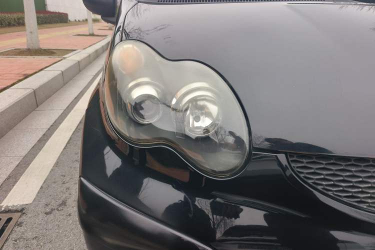 Used BYD F0 2012 1.0L XuanKu Trim Right Front Headlight
