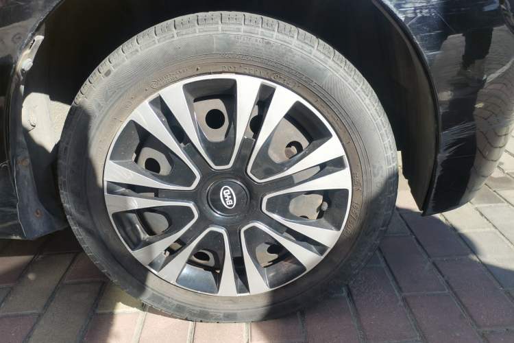 Used BYD F0 2012 1.0L XuanKu Trim Right Front Wheel Hub