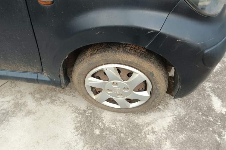 Used BYD F0 2012 1.0L XuanKu Trim Right Front Wheel Hub