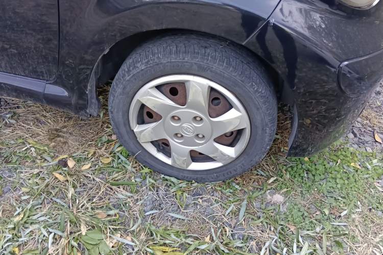 Used BYD F0 2012 1.0L Joyful Cool Model Right Front Wheel Hub