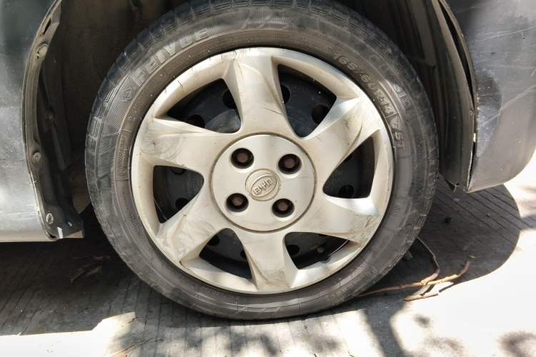 Used BYD F0 2012 1.0L XuanKu Trim Right Front Wheel Hub