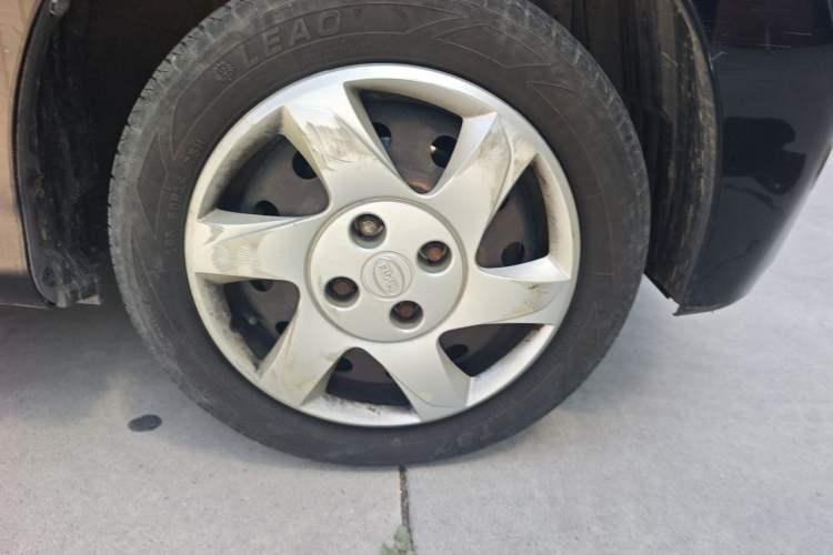 Used BYD F0 2012 1.0L XuanKu Trim Right Front Wheel Hub