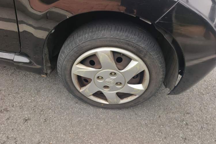 Used BYD F0 2012 1.0L XuanKu Trim Right Front Wheel Hub