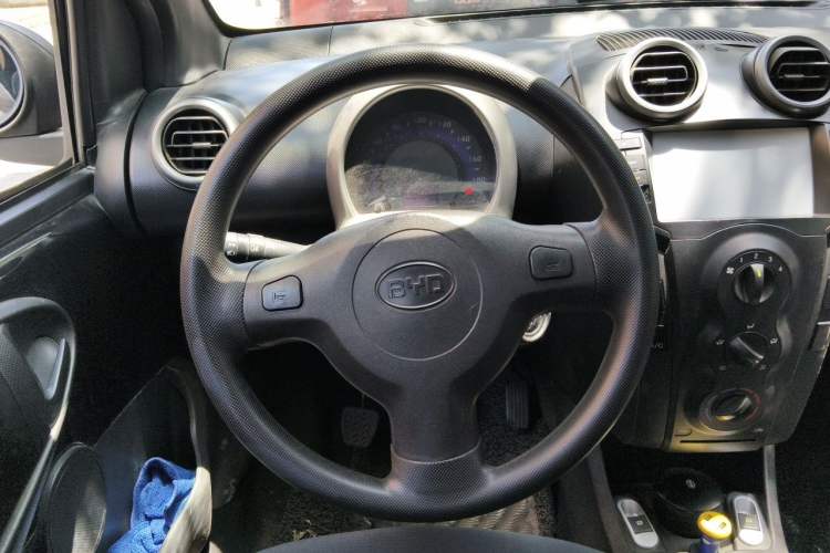 Used BYD F0 2012 1.0L XuanKu Trim Steering Wheel