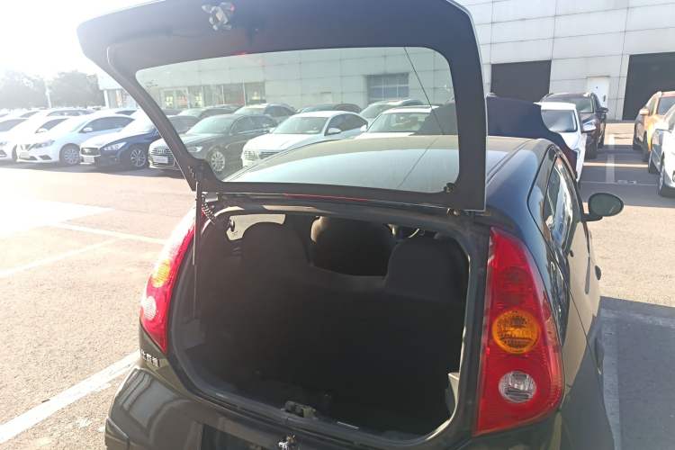 Used BYD F0 2012 1.0L Joyful Cool Model Trunk
