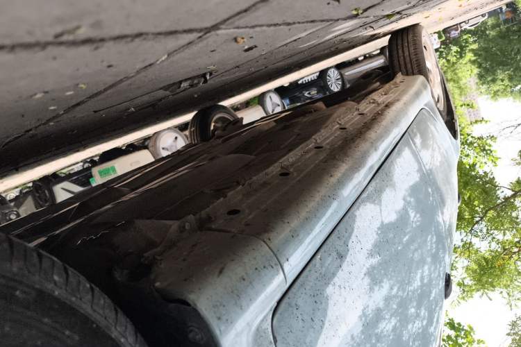 Used BYD F0 2012 1.0L Joyful Cool Model Chassis Front Right