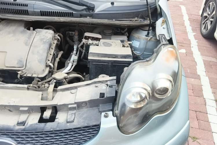 Used BYD F0 2012 1.0L Joyful Cool Model Engine Bay Left