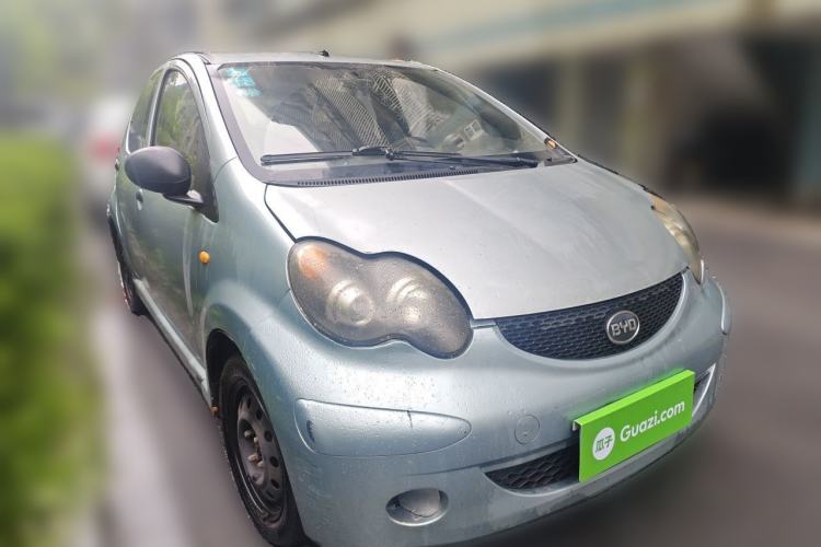 Used BYD F0 2012 1.0L XuanKu Trim Front Right 45 Deg