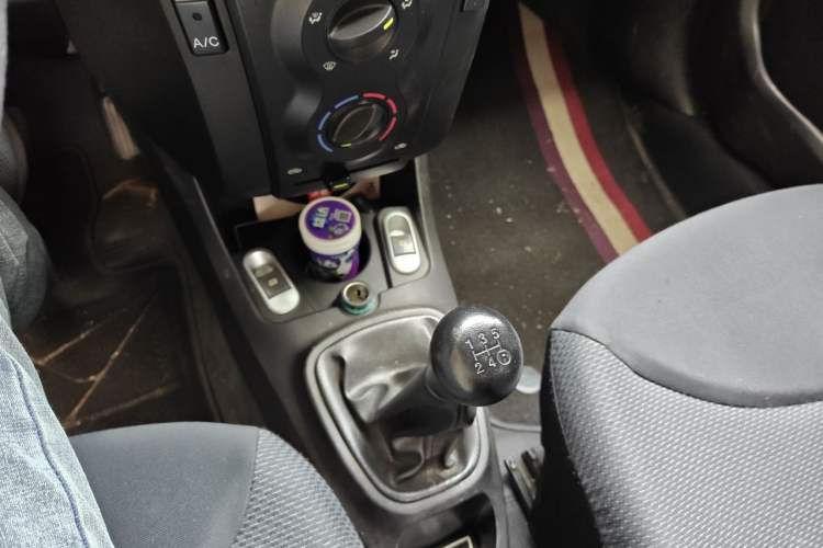 Used BYD F0 2012 1.0L Joyful Cool Model Gear Lever