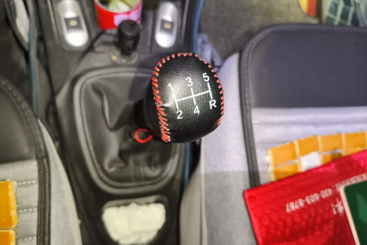 Used BYD F0 2012 1.0L XuanKu Trim Gear Lever