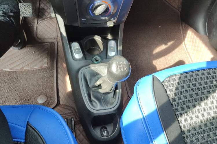 Used BYD F0 2012 1.0L Joyful Cool Model Gear Lever