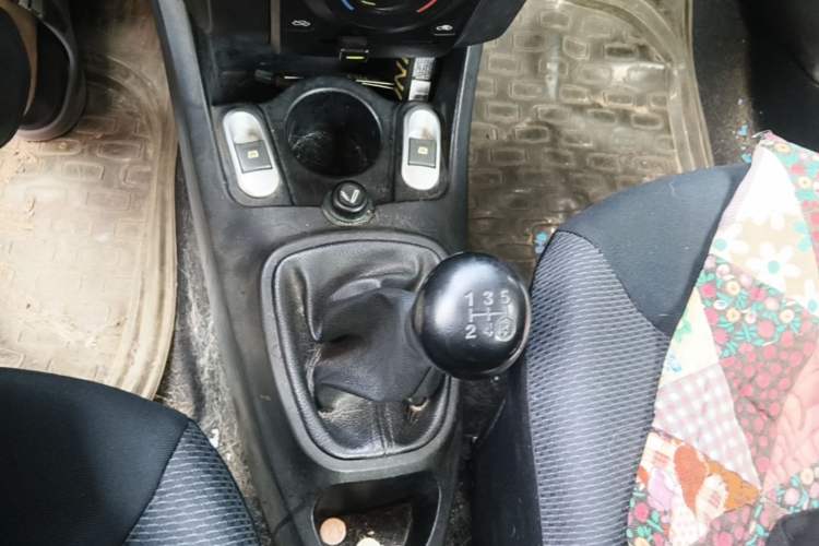Used BYD F0 2012 1.0L Joyful Cool Model Gear Lever