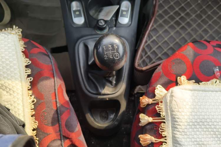 Used BYD F0 2012 1.0L Joyful Cool Model Gear Lever