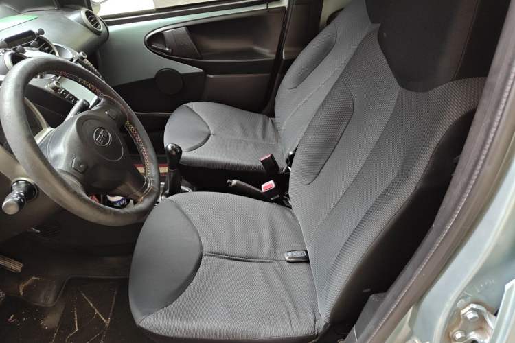 Used BYD F0 2012 1.0L Joyful Cool Model Left Front Seat